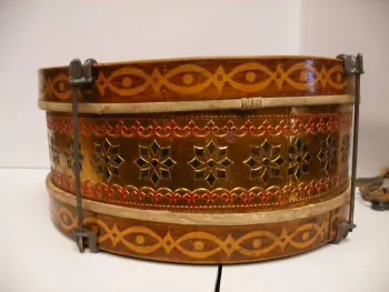 Vintage &quot;Toy&quot; snare drums