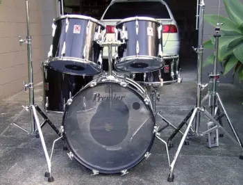 Premier Resonator black shadow ?