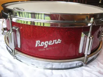 Red Sparkle Rogers Luxor Snare