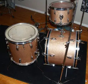 1965 Ludwig Downbeat 3pc 12/14/20 champagne sparkle w/hardware