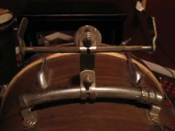 ID this kit? 50's mahogany?