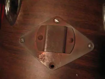 ID this kit? 50's mahogany?