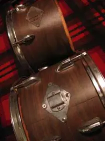 ID this kit? 50's mahogany?