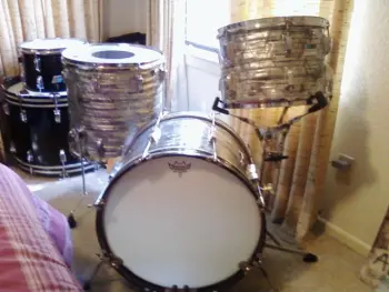 Ludwig Sky Blue Pearl Drum Set
