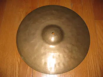 Strange cymbal to identify