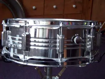 No name MIJ snare???