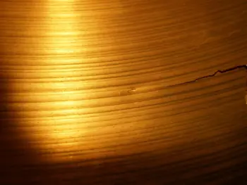 Paiste 2002 18&quot; cracked