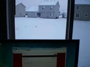 It's snowing!!!