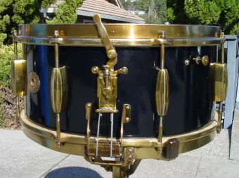 1934-36 6.5x14 SLINGERLAND BLACK ENAMEL/ARTGOLD BROADCASTER MODEL