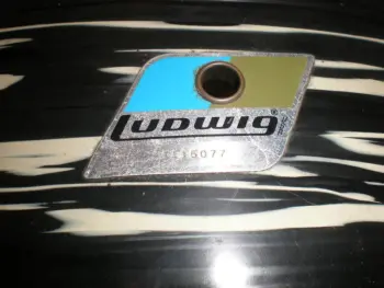 Ludwig Oyster Black 22x14 (or 24) 3-ply 70's Bass drum