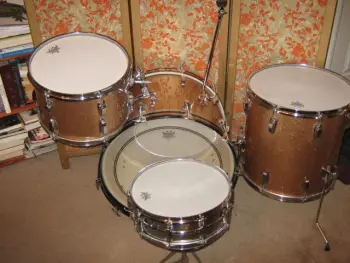 Luddy Superclassic 1965 Champagne Sparkle