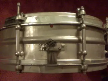 just bought a mysterious snare!  help me ID it!