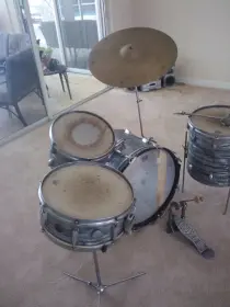 Vintage Gretsch Drum Set