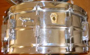 Ludwig Oyster Black/Supraphonic snare drum/Ringo signature?