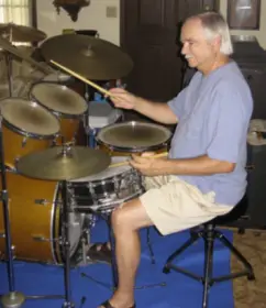 Pictures Of Vintage Drummers and Their Drums From The Way Back Machine