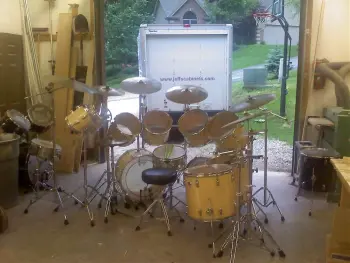 Newbie wraps a drum