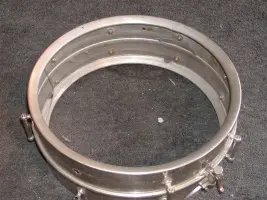 Identify this old brass tube lug snare