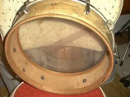ID this vintage snare drum