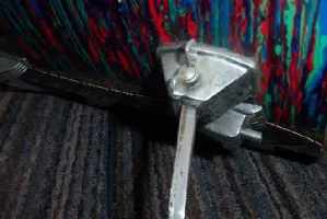 Remove glue and shell seams come undone