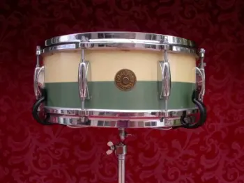 Painted yellow Gretsch snare or is it ?