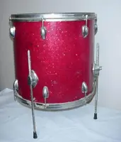 Did a 59 slingerland floor tom ever have 7 lugs