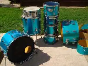 70'S Pearl Fiberglass Drums - $250 (Fresno)