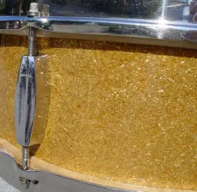 1935 SLINGERLAND 5x14 SPARKLING GOLD BROADCASTER MODEL