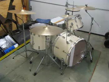 Traded an old mixer for this kit.