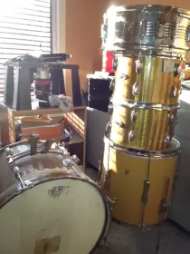 Club Date Floor Tom Painted Over