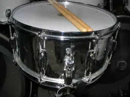 Identity/value of 1987 Ludwig 10 piece kit