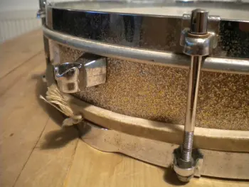 John Grey 14x3 Champagne Sparkle - need snare parts