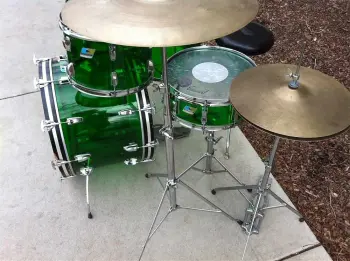 Green Vistalite Big Beat w/Matching 10 Lug Snare