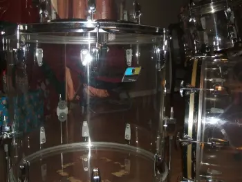 Here's my Vistalite find... w/ the 20&quot; floor tom