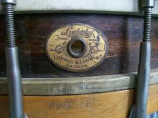 help valueing vintage ludwig snare
