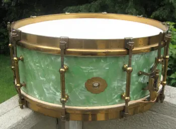 Yet another Sea Green Pearl drum!