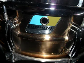 Ludwig bronze snare blue olive badge