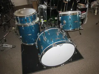 Pearl &quot;Mod Badge&quot; phenolic Presidents?  Anyone have the scoop on these?