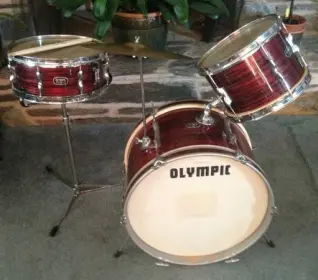Has anyone seen any Olympics in the green silk pearl??