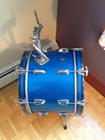 rare vintage 60's Ludwig Keystone badge 12&quot; x 18&quot; Jazzette Bass Drum in blue sparkle!