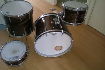 My new early 60's? Premier kit.........am I right?