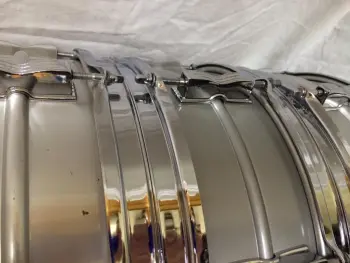 {3} Ludwig B/O badged Acrolites