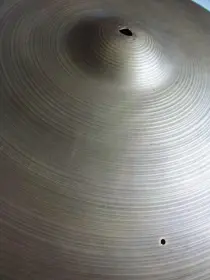 ZILDJIAN 20&quot; 1877gr