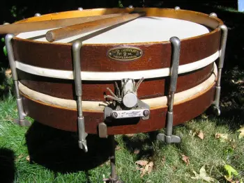 Gretsch parts for old snare drum lugs n' claws
