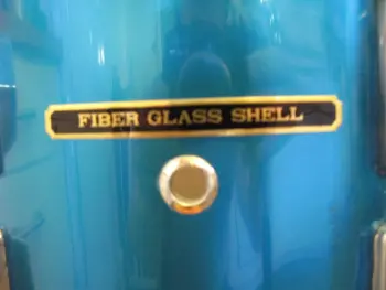 Pearl Fiberglass drums...