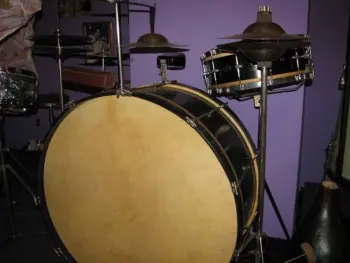 Vintage drums on CL