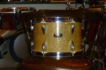Various Vintage drums