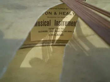 Lyon &amp; Healy snare drum