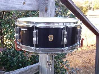 Ludwig hardware 65 but shell 68??  Help identify!