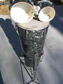 Identifying a 1960's Ludwig bongo/conga combo
