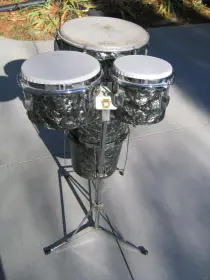 Identifying a 1960's Ludwig bongo/conga combo